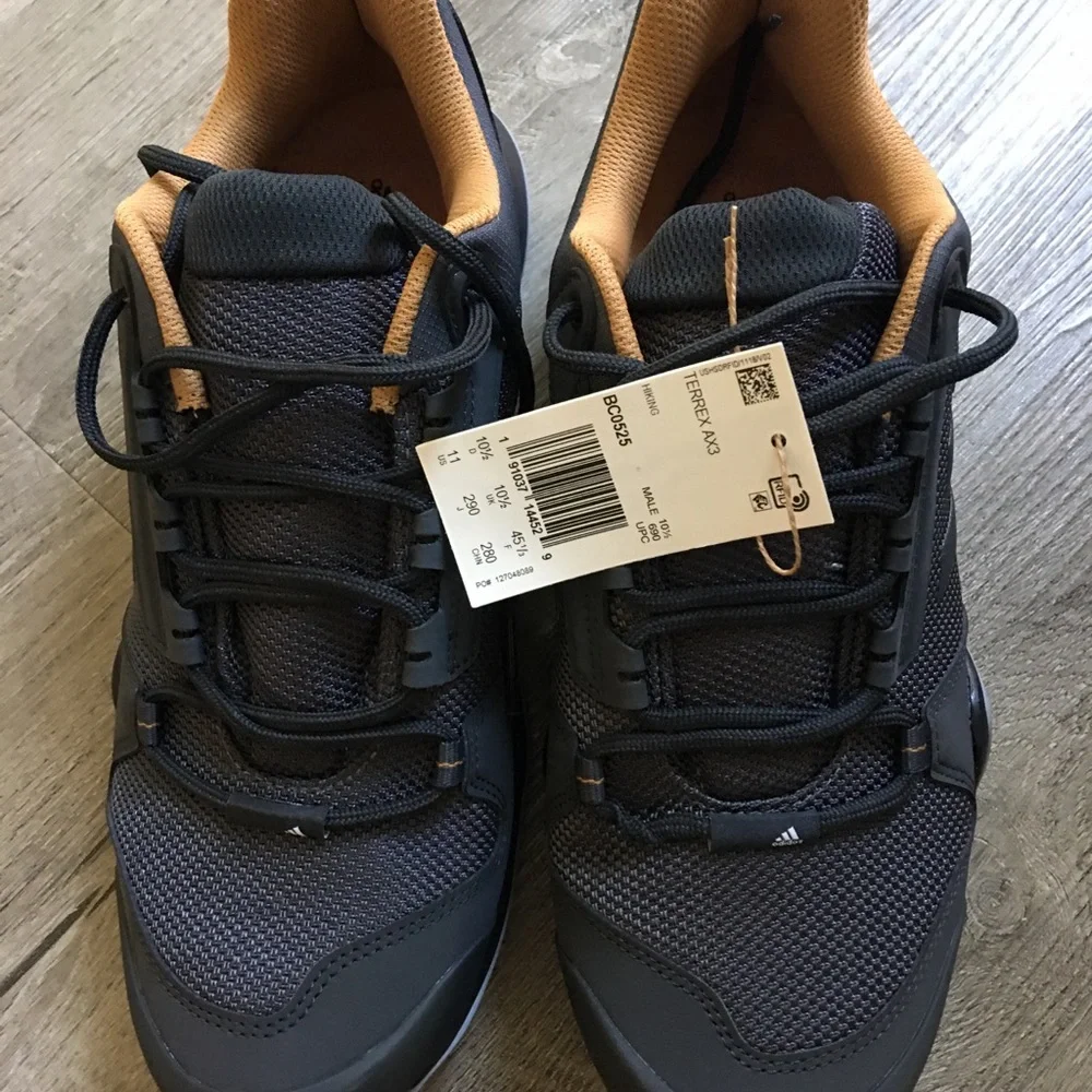 adidas Outdoor Men's Terrex AX3 GTX Hiking Boot - Picture 2 of 6